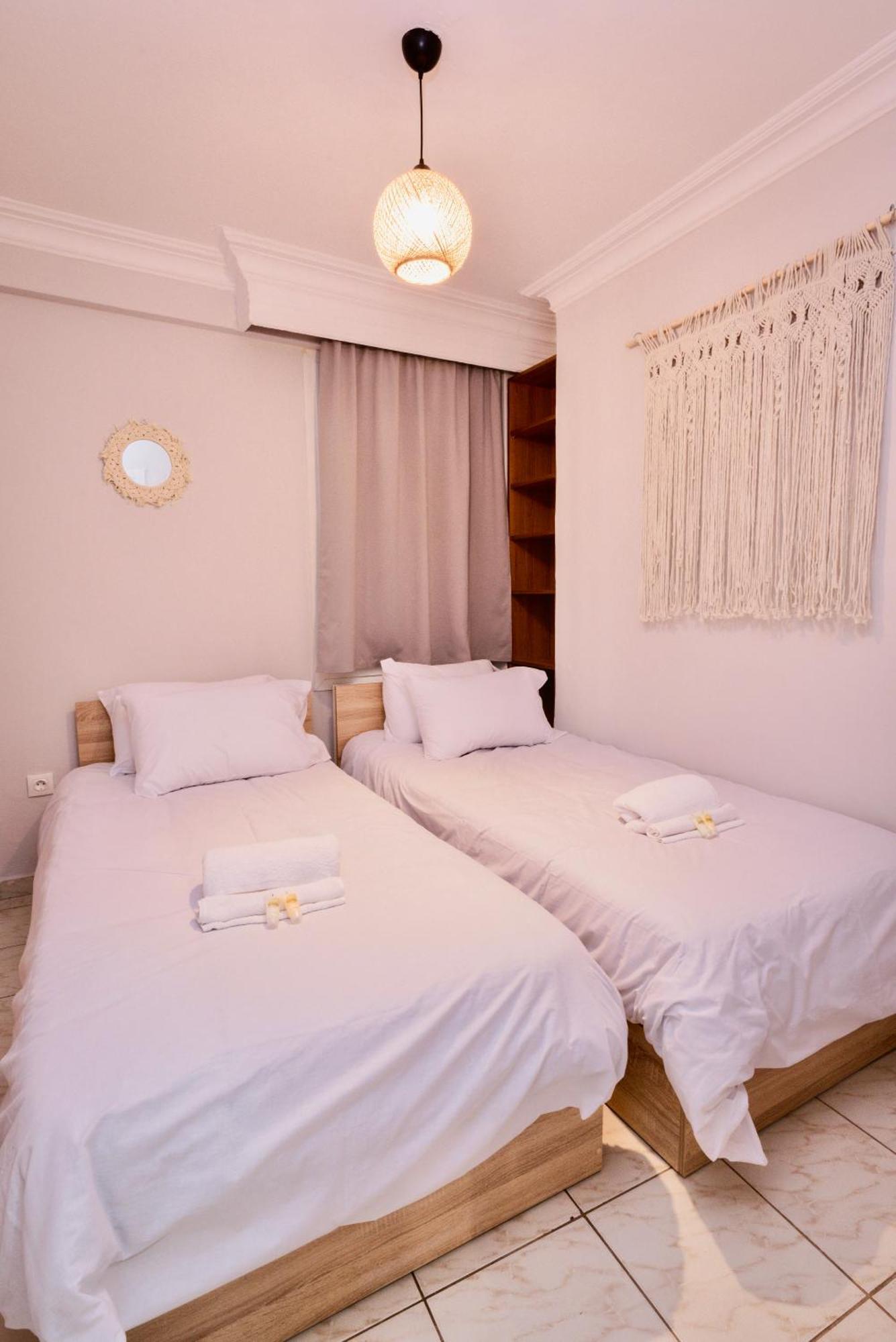 Stylish Apt W Jacuzzi, 5 Min To White Tower Thessaloníki Luaran gambar